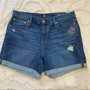 Gap Denim NWT shorts size 31